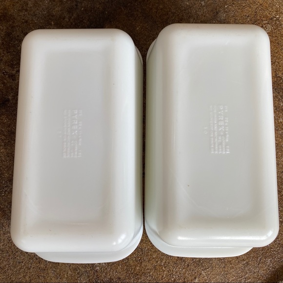 Vintage Pyrex Milk Glass Loaf Pans - Picture 4 of 6